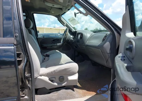 2003 Ford F-150 Lariat/Xlt из США, поврежденный, VIN 1FTRW08L63KC91150